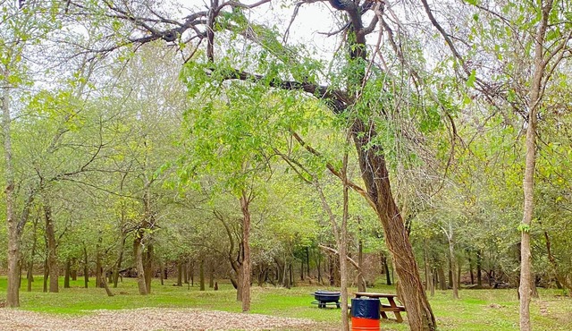 Site 3 Private camp power @ site w Hot Showers & Potty At The CommunityBathhouse