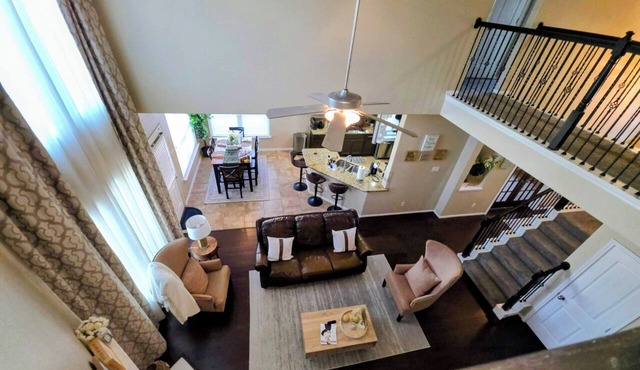 Spacious 4‑Bedroom Luxury Retreat in Peaceful Richmond - Sleeps 10