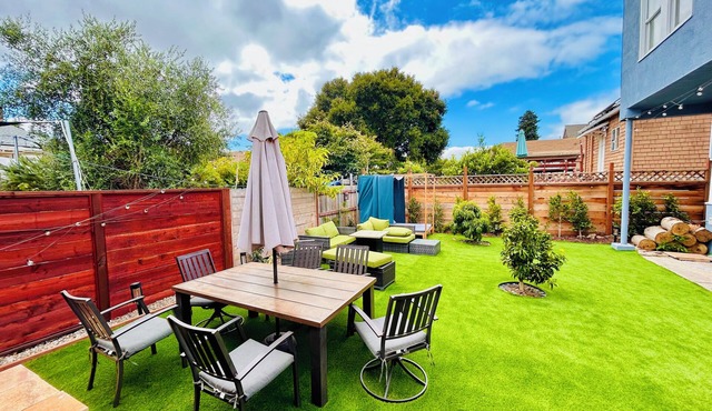 Spacious 4Bd-3Ba Temescal Home near UC-Berkeley with Firepit & Outdoor Dining