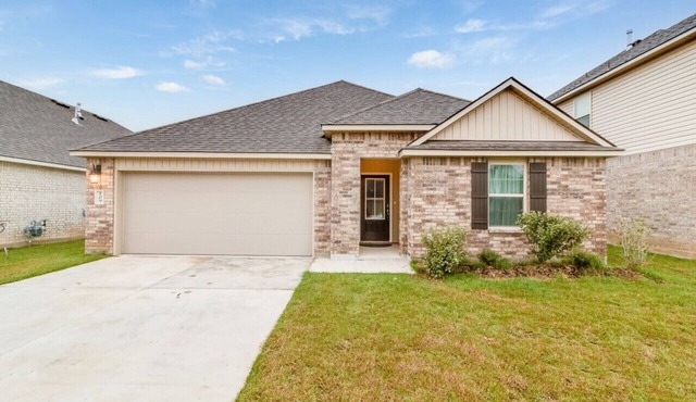 Spacious/open 4 bedroom 3 bath with office