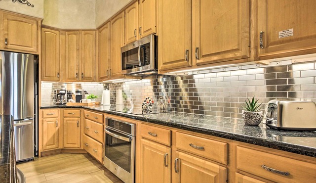 Spacious Scottsdale Home w/Furnished Patio!