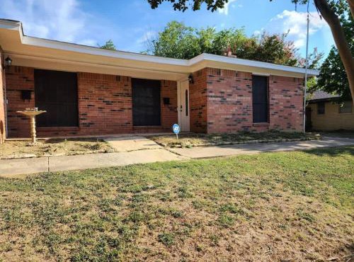 Spacious Stay for 12 - Central Fort Worth