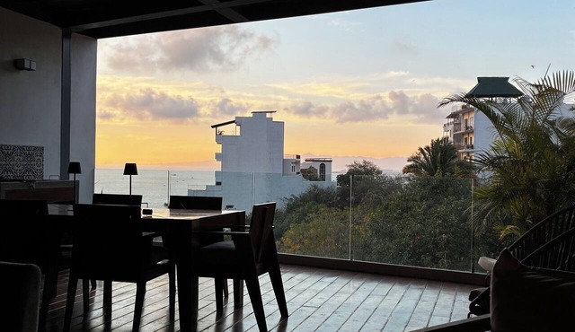 Spectacular New Ocean and Mountain View Condo