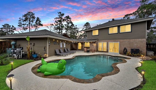 Spring Breeze in Texas, 4 Bedrooms with Charming Pool