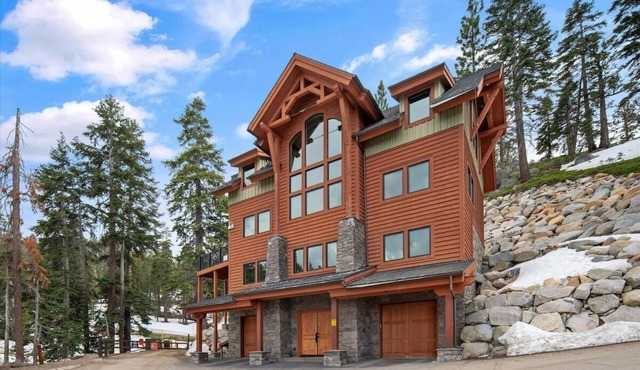 Stage Coach Run | 5-Bedroom Stateline Retreat with Private Hot Tub, Game Room, and Home Theater