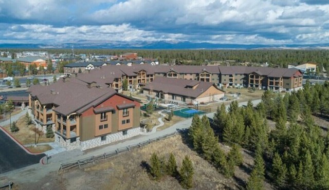 Studio Apt in resort setting to explore the beauty of Yellowstone