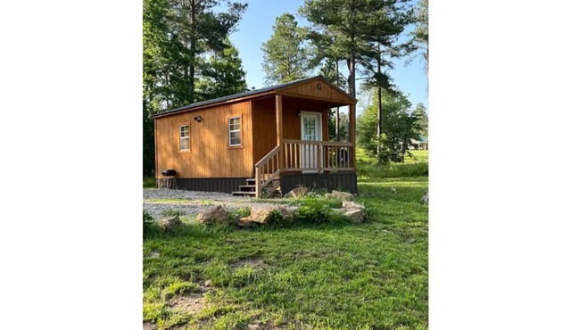 Studio Cabin – Pet-Friendly Retreat Near Lake Greeson & Kirby Landing Marina