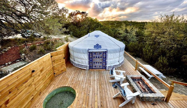 Stunning Yurt for a Romantic Getaway in Dripping Springs, Texas