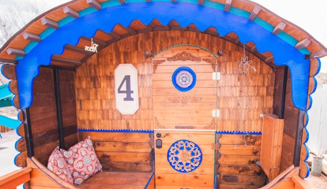 Sundancer Dream Wagon with Onsite Hot Springs
