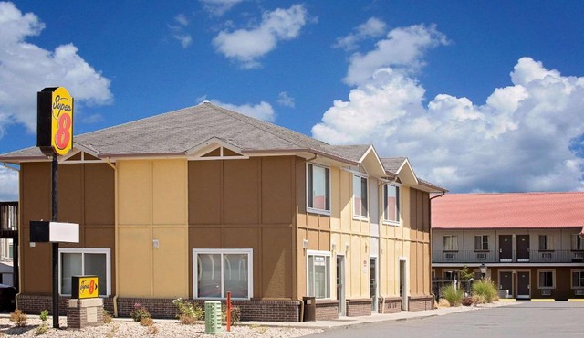 Super 8 by Wyndham Denver Central