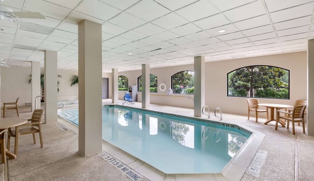 SureStay Plus Hotel by Best Western Houston Medical Center
