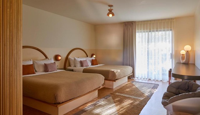 The Capri Hotel