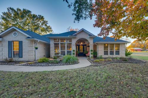 'The Crown Goose' - Bullard Home w/Pool & Spa!