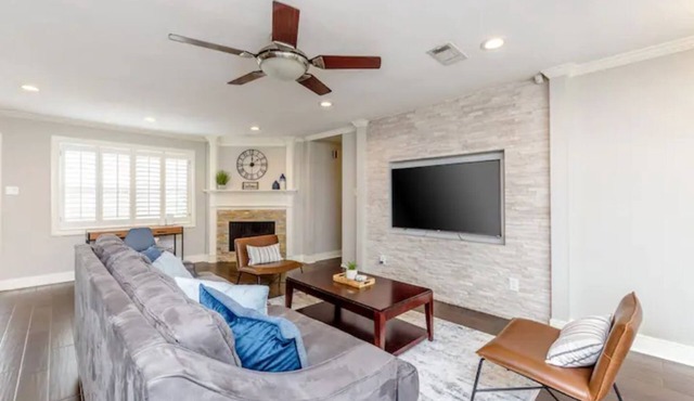 The Live Oak Place - Park Access - Serene Retreat!