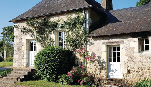 This charming vacation home is an original farm from the 18th century. in Breil