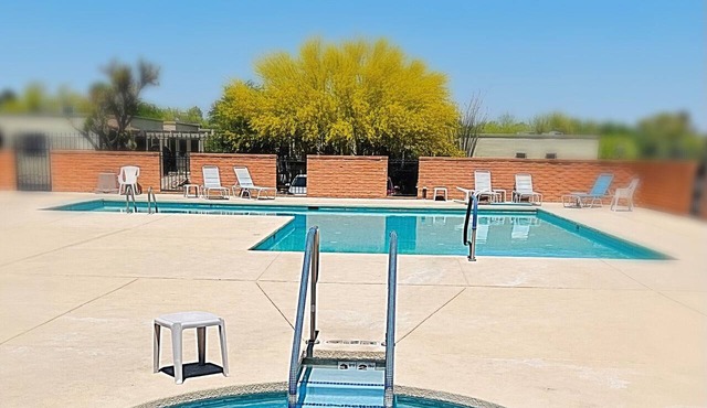 This is it! Exclusive stay for 55+, perfect for couples or executives.