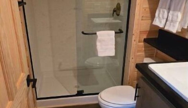 Tiny Home King Room #11A