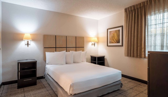 Tranquil Suite w/Full Kitchen | Near Airport | Free Parking