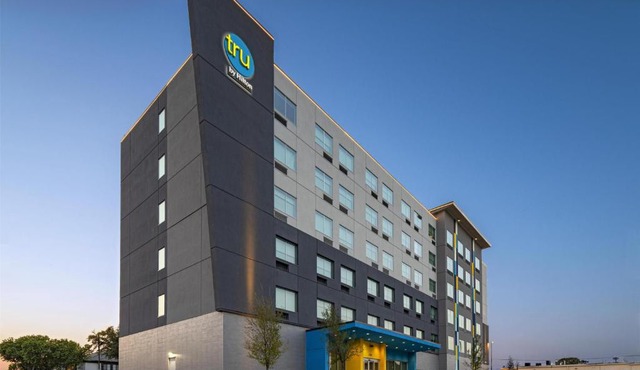 Tru By Hilton Irving Dfw South