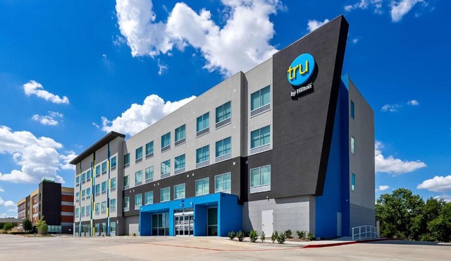 Tru by Hilton Plano Hwy 75