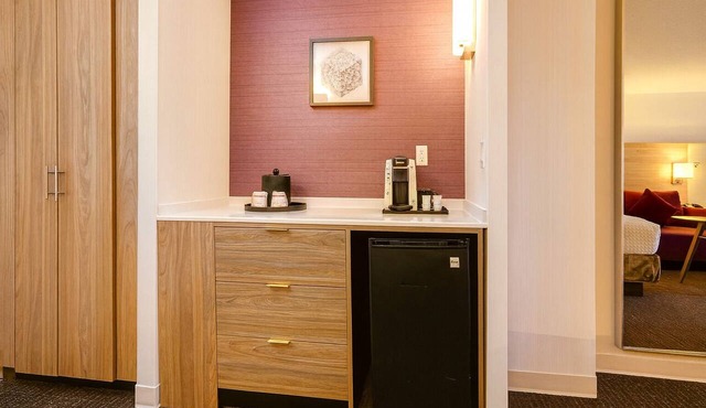 Two Units | Breakfast Included | Outdoor Pool Access