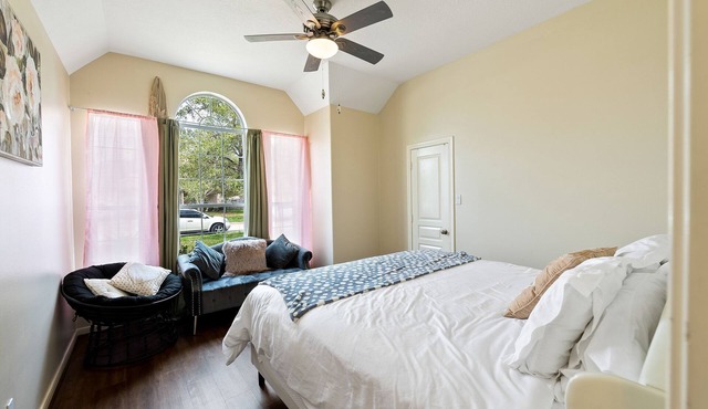 Unique Restful 3BR @Waterview