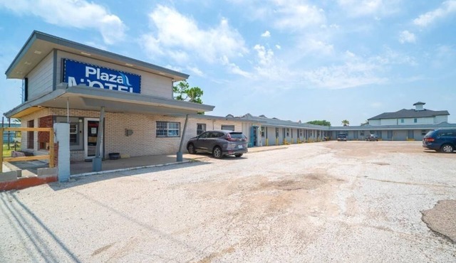 Unwind Unit Pet Friendly Near South Packery Channel Beach In Budget Locale