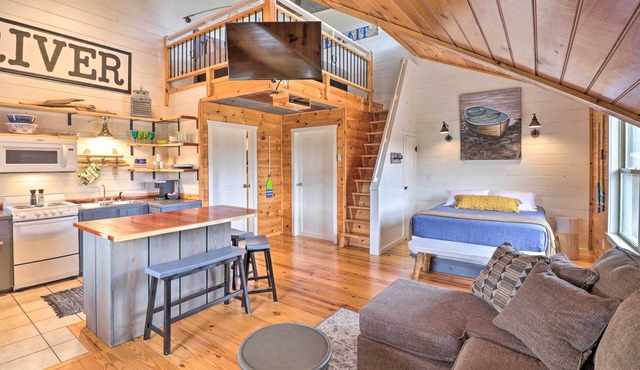 Updated Mtn View Studio w/Loft - Near River!