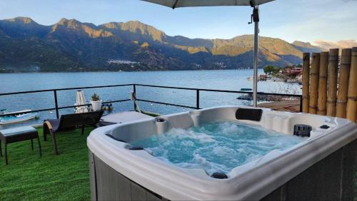 VENICE by luxury Atitlan