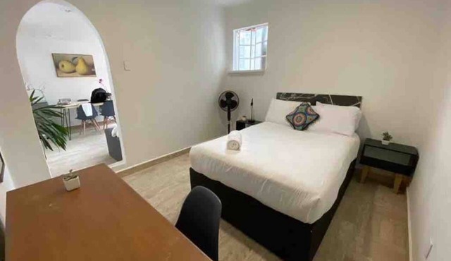 VH | FLAT w/wifi and comfy beds| 113