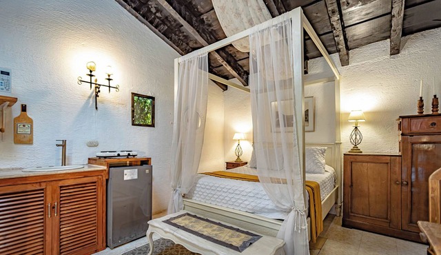 Villa Ana Lucia #9 a charming room, with all the comforts to rest.