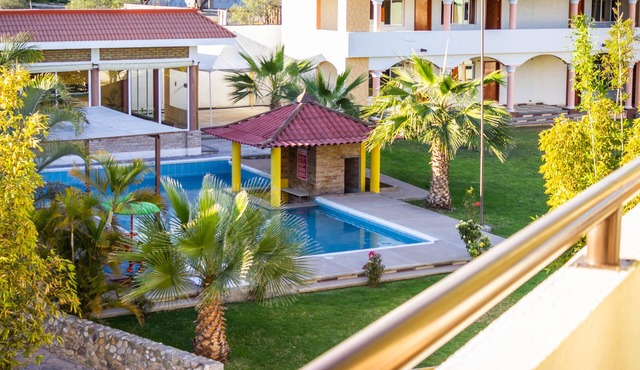 Villa Jardines