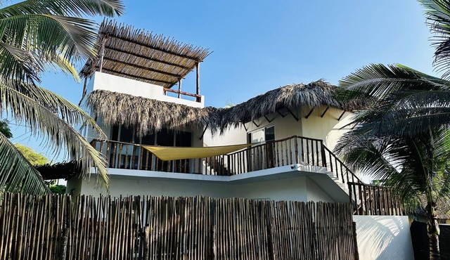 Villa Wabi "En el paredón, Frente al mar"nn