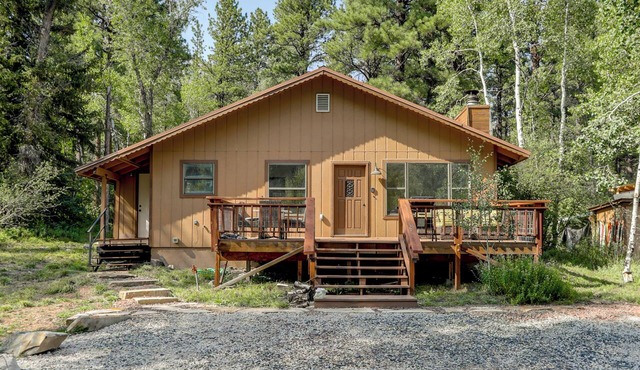 Walk to Crystal River & Dtwn! Mtn-View Gem w/Deck in Marble