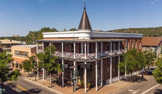 Weatherford Hotel