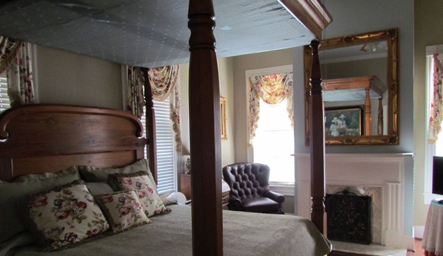Wilkinson Room at La Maison Louisiane