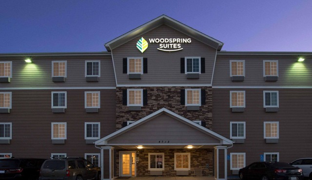 WoodSpring Suites Midland