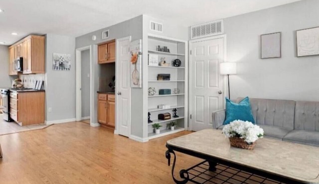 World Cup Ready 2BR Near NRG Stadium Skip the Parking