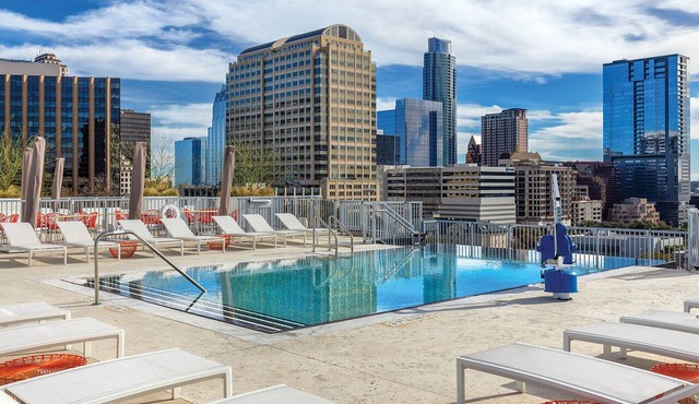 Wyndham Austin - 1 Bedroom Deluxe