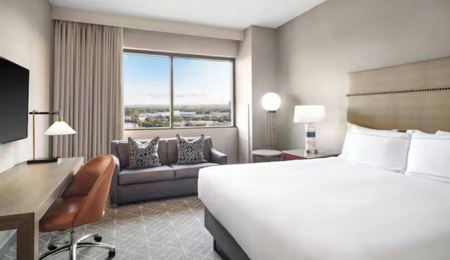 Your Weekend Escape: Poolside Coffee & Fitness Center l Near CityLine Lifestyle