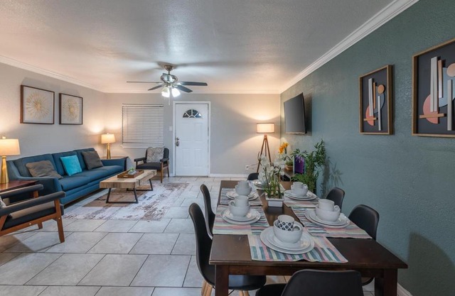Beautiful Apartment at The Botanical Gardens #1