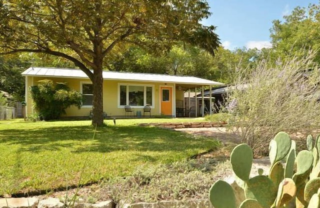 Downtown! Barton Springs! Zilker! Updated!