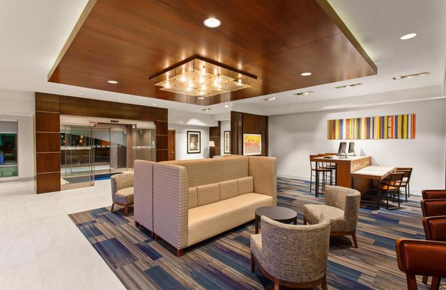 Holiday Inn Express & Suites Houston Medical Center, An IHG Hotel
