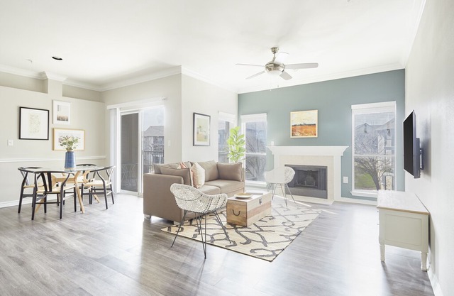 Sonder | Med Center | Pristine 2BR + Balcony