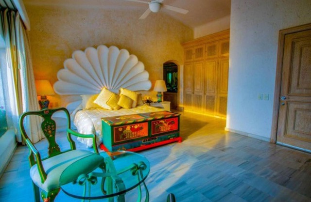 Villa Las Brisas 7 BR, amazing views & staff included