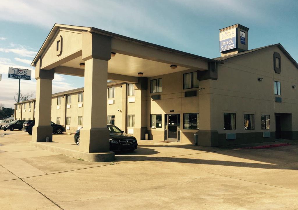 Lufkin Hotel | Texas Inn and Suites Lufkin