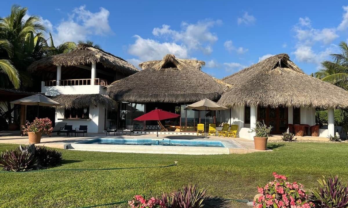 Santa Maria Colotepec House | Casa Fuente Ocean Villa