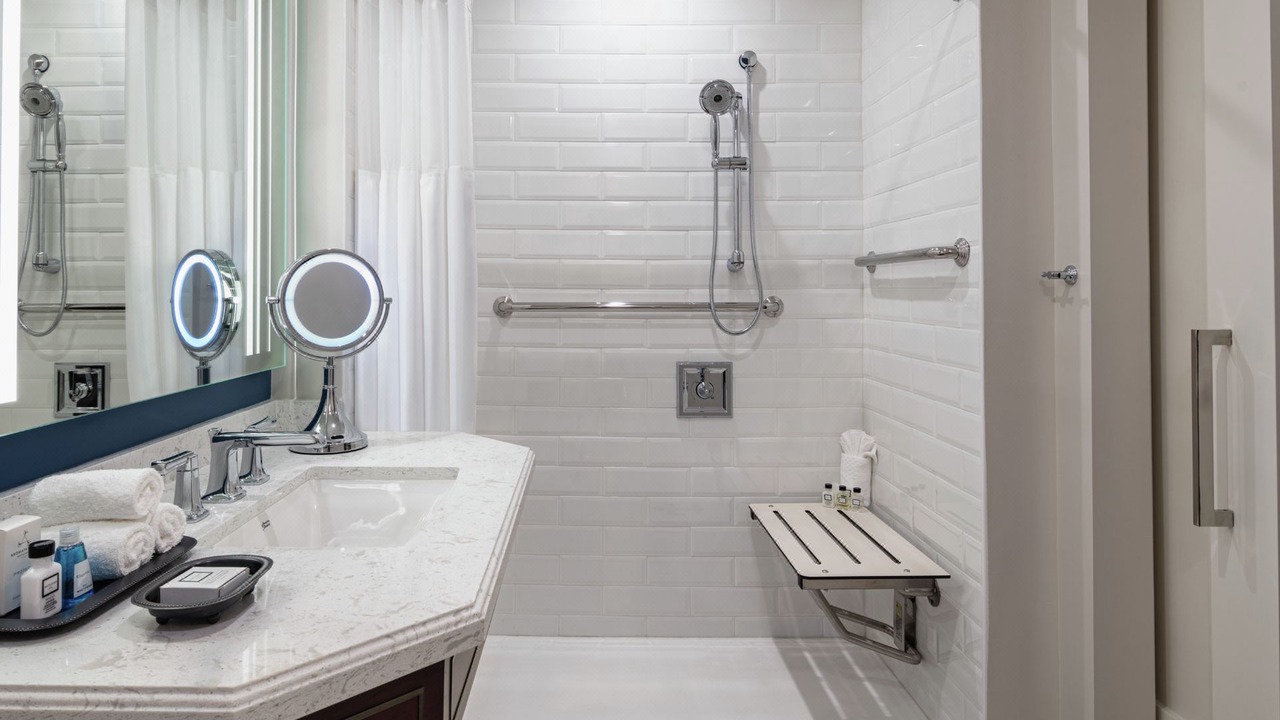Photo of Bathroom in Arts/Warehouse District