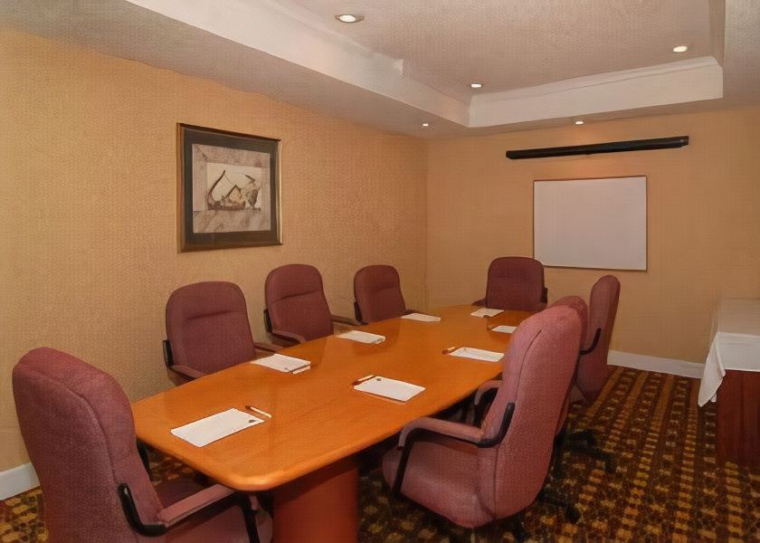 Photo of Livingroom in Las Colinas