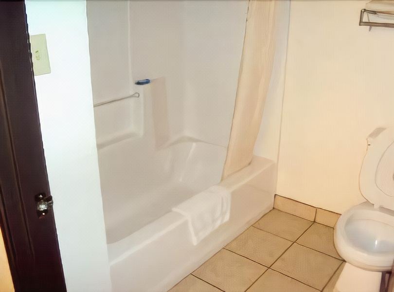 Photo of Bathroom in Lufkin
